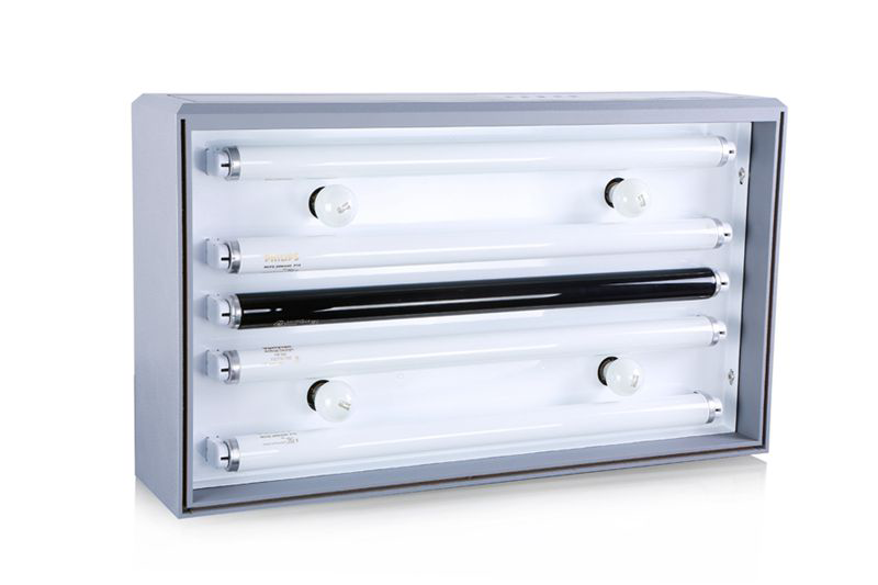 Caja de luz de color YR05524 // YR05529 – 2