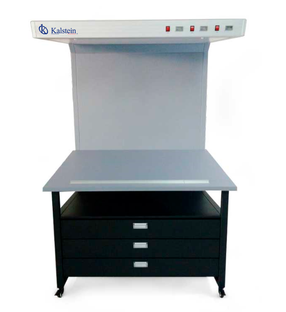 Transforma la Calidad Visual con la Caja de Evaluación de Color de Kalstein